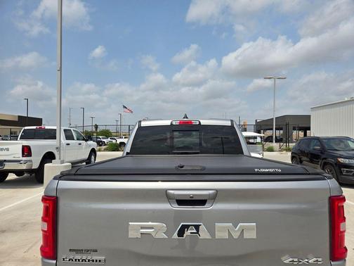 Billet Silver Metallic Clearcoat 2025 RAM 1500 Laramie