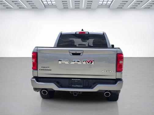 Billet Silver Metallic Clearcoat 2025 RAM 1500 Laramie