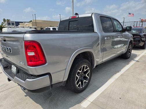 Billet Silver Metallic Clearcoat 2025 RAM 1500 Laramie