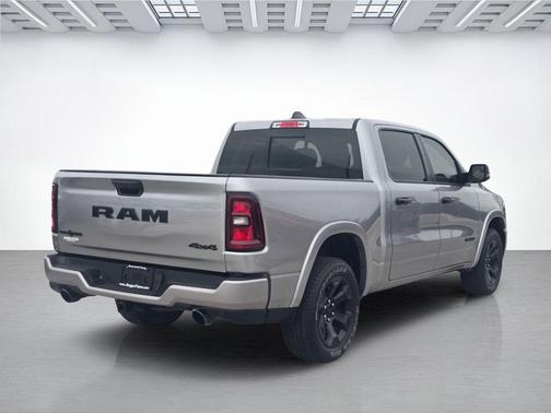 Billet Silver Metallic Clearcoat 2025 RAM 1500 Big Horn/Lone Star