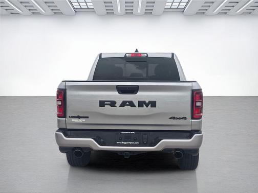 Billet Silver Metallic Clearcoat 2025 RAM 1500 Big Horn/Lone Star