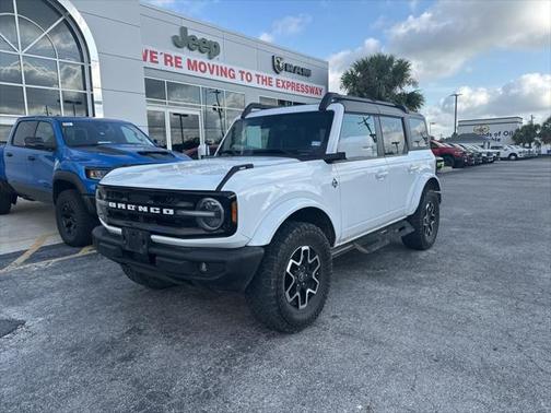 2023 Ford Bronco Outer Banks