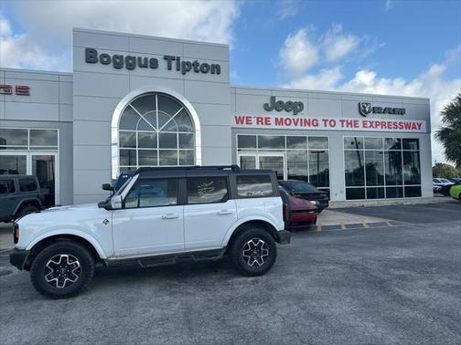 2023 Ford Bronco Outer Banks