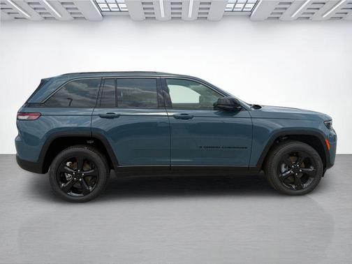 Steel Blue 2026 Jeep Grand Cherokee Limited