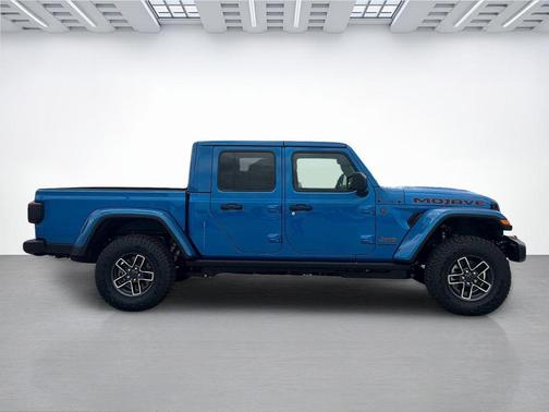 Hydro Blue Pearlcoat 2026 Jeep Gladiator Mojave 4x4