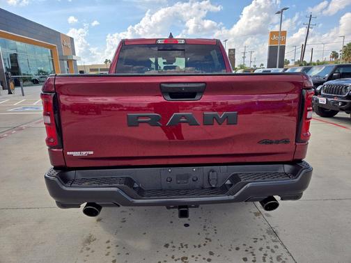 Delmonico Red Pearlcoat 2025 RAM 1500 Warlock