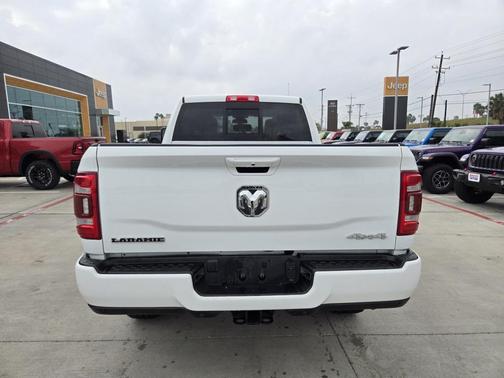 2024 RAM 2500 Laramie Crew Cab 4x4 6'4' Box