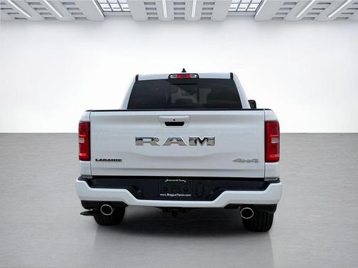 Bright White Clearcoat 2026 RAM 1500 Laramie