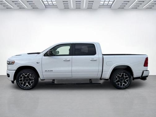 Bright White Clearcoat 2026 RAM 1500 Laramie