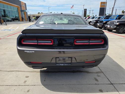 Granite Pearlcoat 2023 Dodge Challenger SXT
