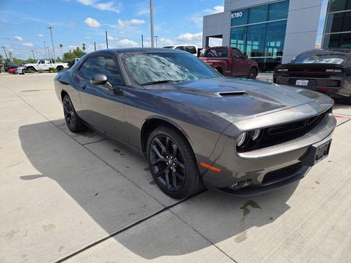 Granite Pearlcoat 2023 Dodge Challenger SXT