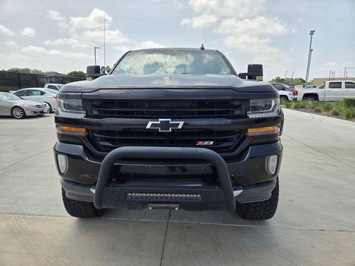 Black 2018 Chevrolet Silverado 1500 2LT