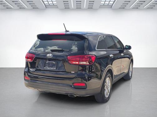 Ebony Black 2019 Kia Sorento L