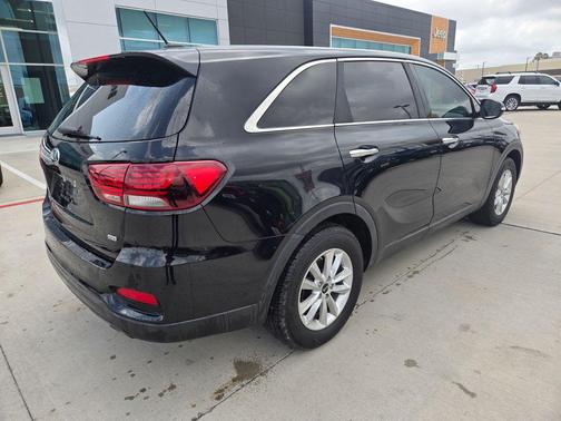 Ebony Black 2019 Kia Sorento L