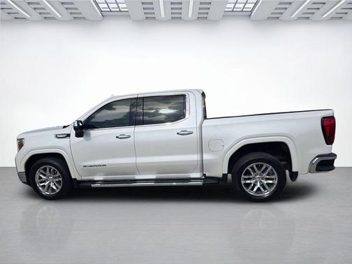 White Frost Tricoat 2022 GMC Sierra 1500 SLT