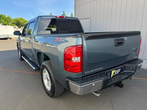 Blue 2009 Chevrolet Silverado 1500 LTZ Crew Cab