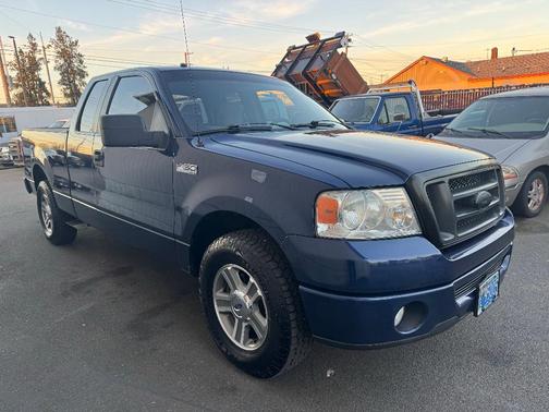 Blue 2008 Ford F-150 Lariat SuperCab