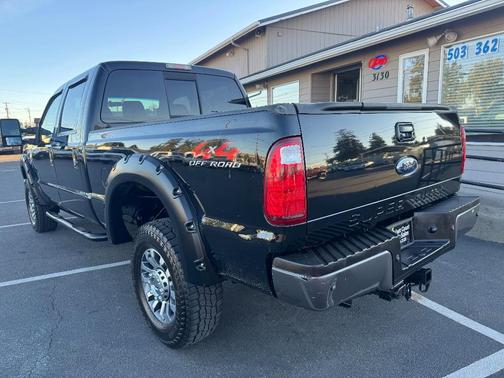 Black 2008 Ford F-350 XLT