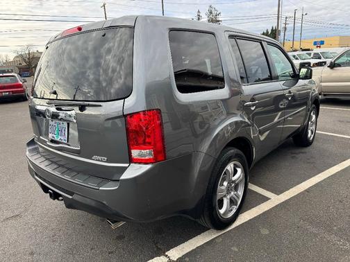 Gray 2013 Honda Pilot EX-L