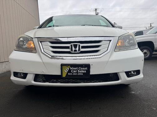 White 2008 Honda Odyssey Touring