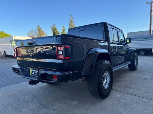 Black 2021 Jeep Gladiator Overland