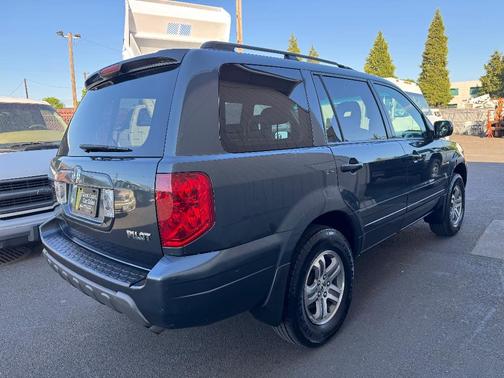 Gray 2004 Honda Pilot EX-L