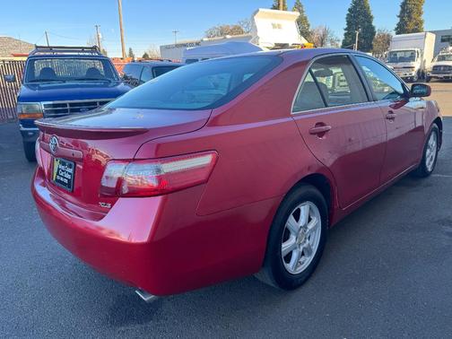 Red 2009 Toyota Camry XLE