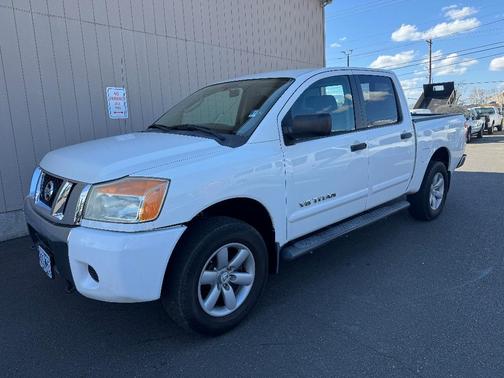 Blizzard 2009 Nissan Titan SE Crew Cab