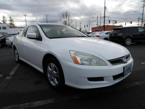 White 2006 Honda Accord LX