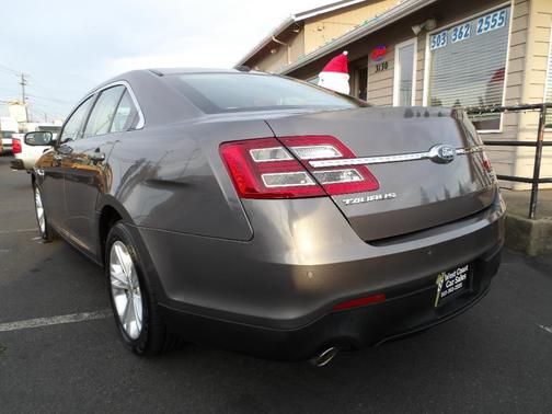 Gray 2014 Ford Taurus SEL