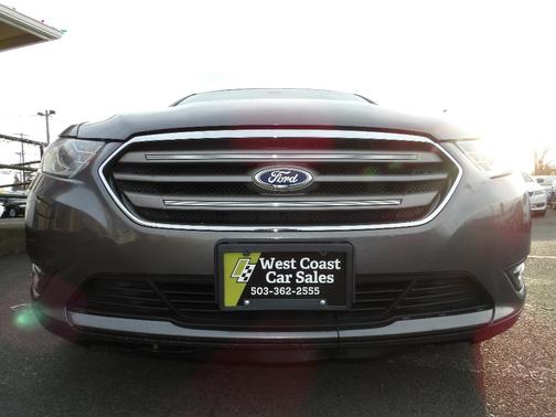 Gray 2014 Ford Taurus SEL