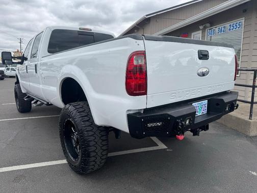 White 2008 Ford F-350 XLT