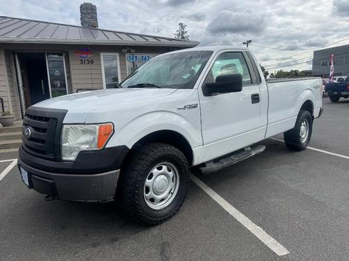 White 2010 Ford F-150 XLT
