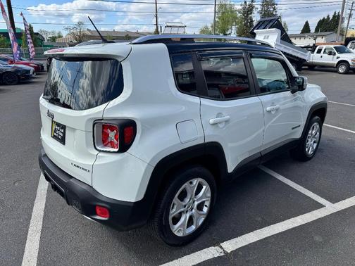 White 2015 Jeep Renegade Limited