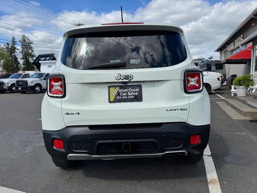 White 2015 Jeep Renegade Limited