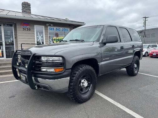 Gray 2002 Chevrolet Tahoe