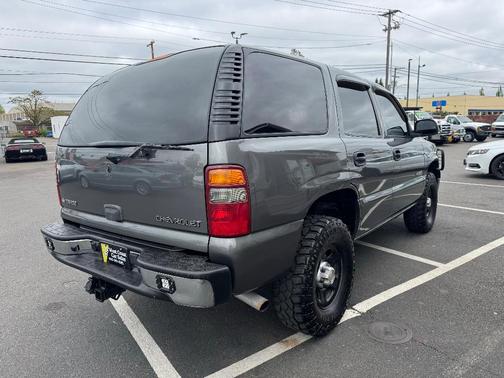 Gray 2002 Chevrolet Tahoe