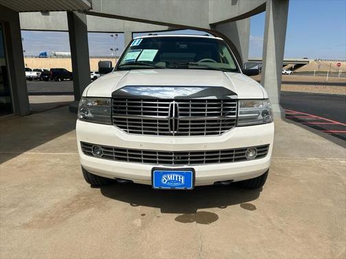 2011 Lincoln Navigator Base