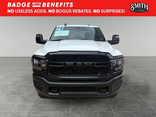 2024 RAM 3500 Tradesman Crew Cab 4x4 8' Box