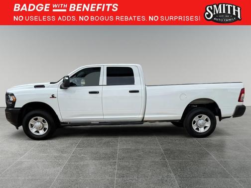 2024 RAM 3500 Tradesman Crew Cab 4x4 8' Box