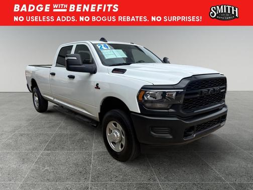 2024 RAM 3500 Tradesman Crew Cab 4x4 8' Box