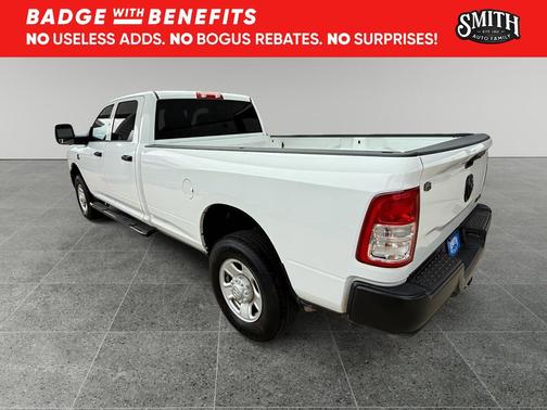 2024 RAM 3500 Tradesman Crew Cab 4x4 8' Box