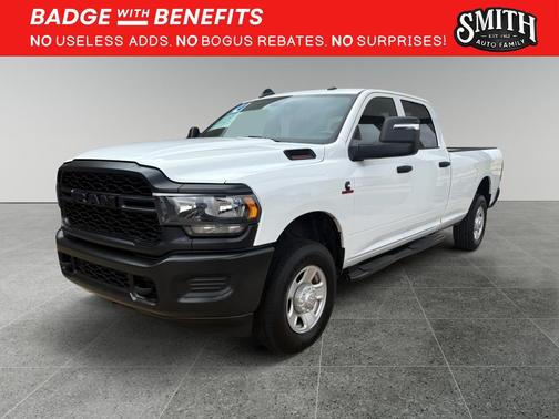 2024 RAM 3500 Tradesman Crew Cab 4x4 8' Box