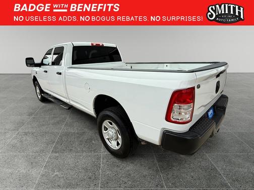 2024 RAM 3500 Tradesman Crew Cab 4x4 8' Box
