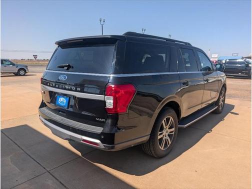 2022 Ford Expedition Max XLT