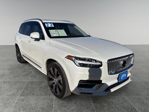 2022 Volvo XC90 T6 Inscription