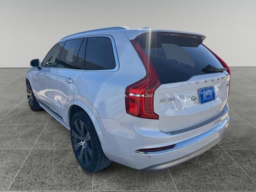 2022 Volvo XC90 T6 Inscription