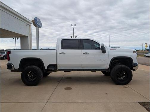 2024 Chevrolet Silverado 2500 LTZ