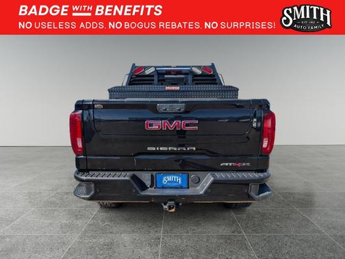 2024 GMC Sierra 1500 AT4X