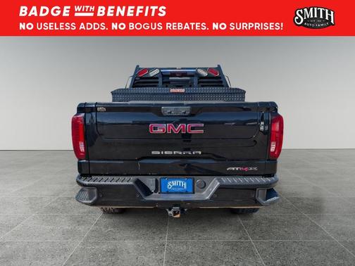 2024 GMC Sierra 1500 AT4X